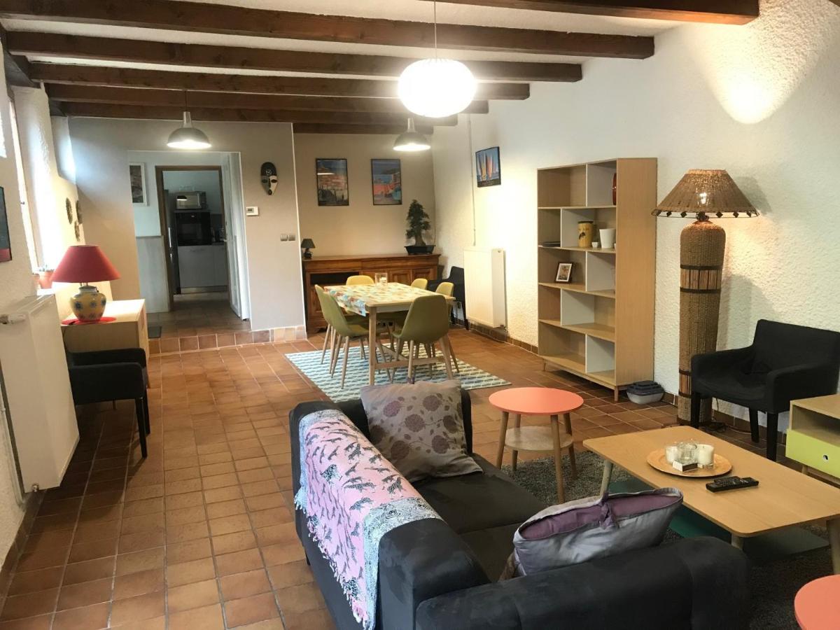 Lunéville Gîte Le Bougainvillier 6 personnes - Centre de ville - maison de vacances ou pro avec jardin - Housity