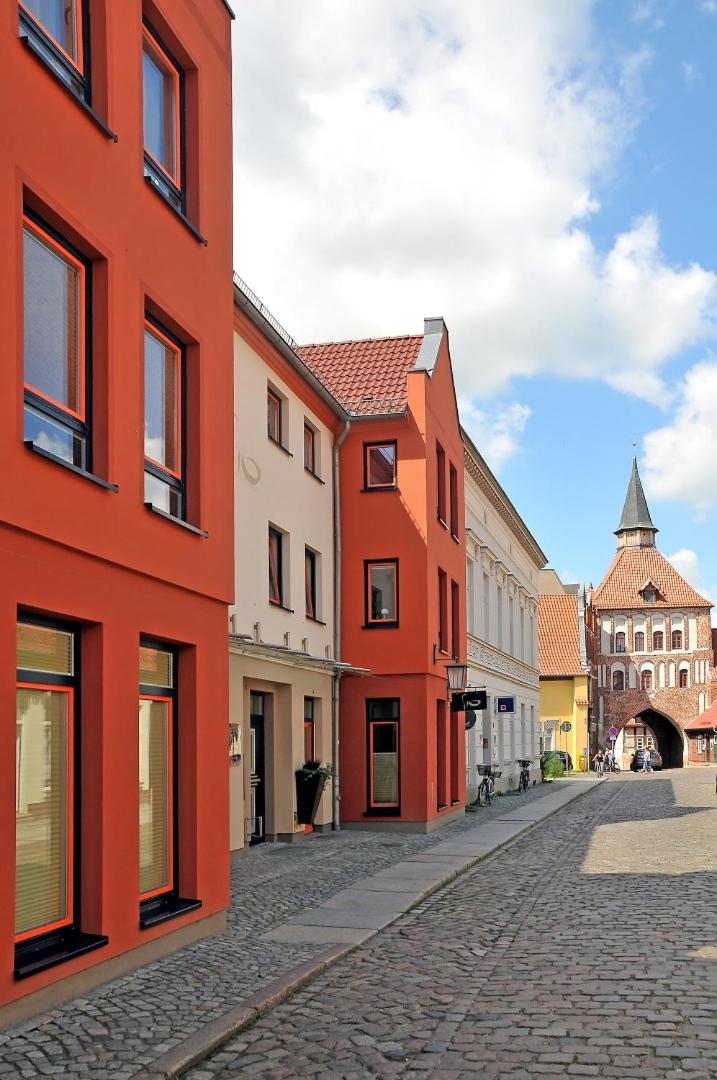 Ferienhaus - Am Kütertor - alle Apartments mit Terrasse oder Balkon - Preis inclusive 5 Prozent Bettensteuer - Housity