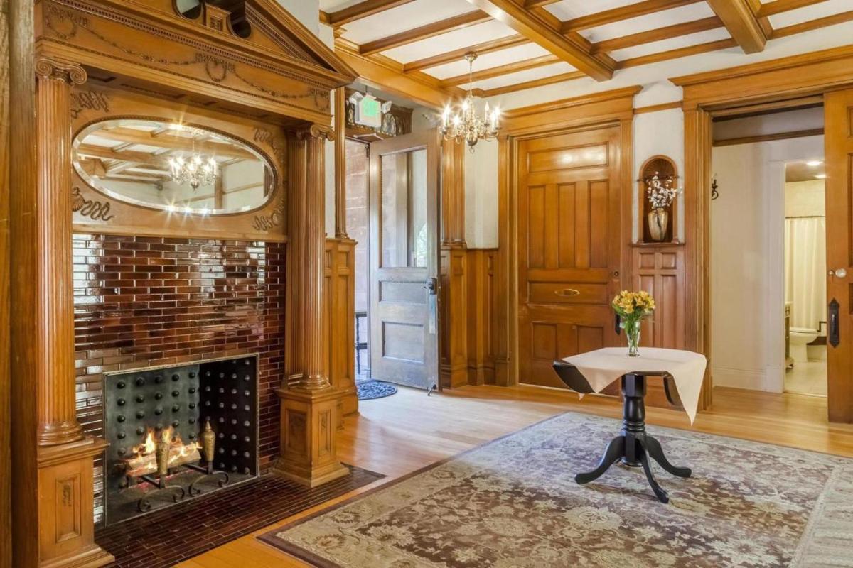 Patterson Inn - Housity