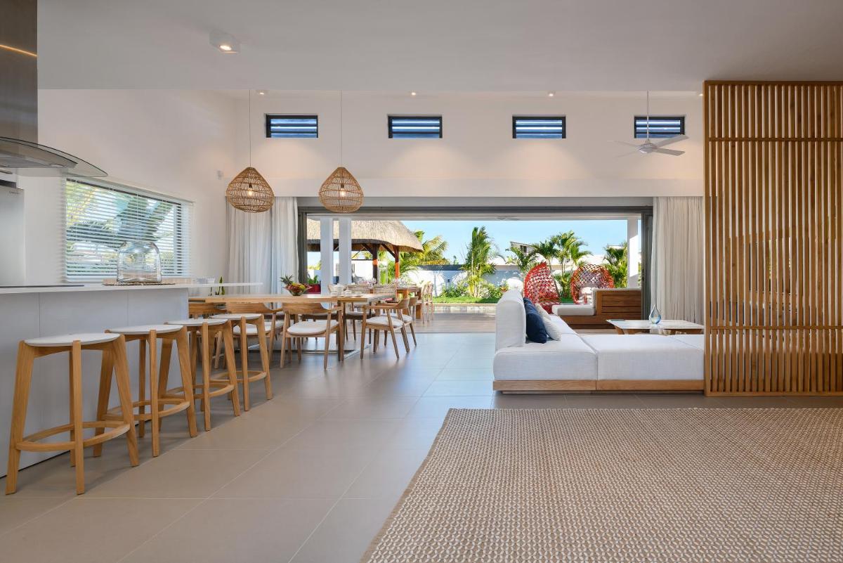 Luxurious Villa - Beach 1039m, Golf & Malls 4mn - Housity