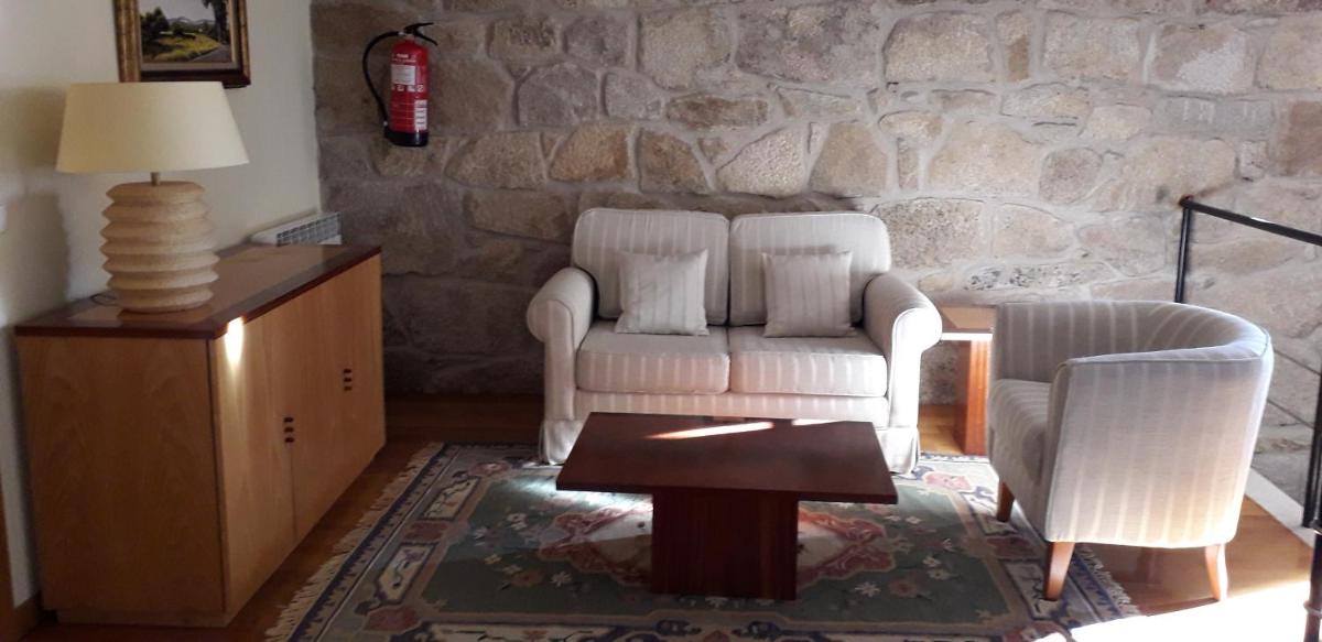 Casa dos Pombais de Caçarelhos Rural - Housity