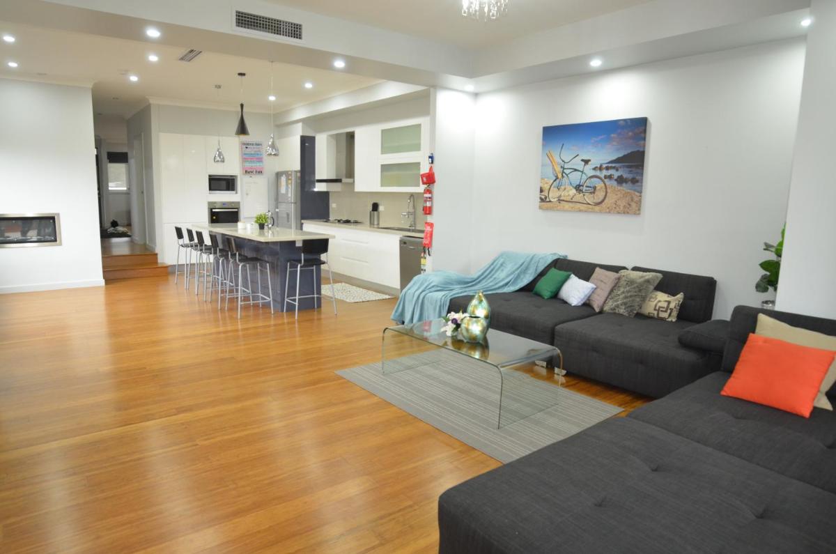 Home away from home newly built and spacious - Housity