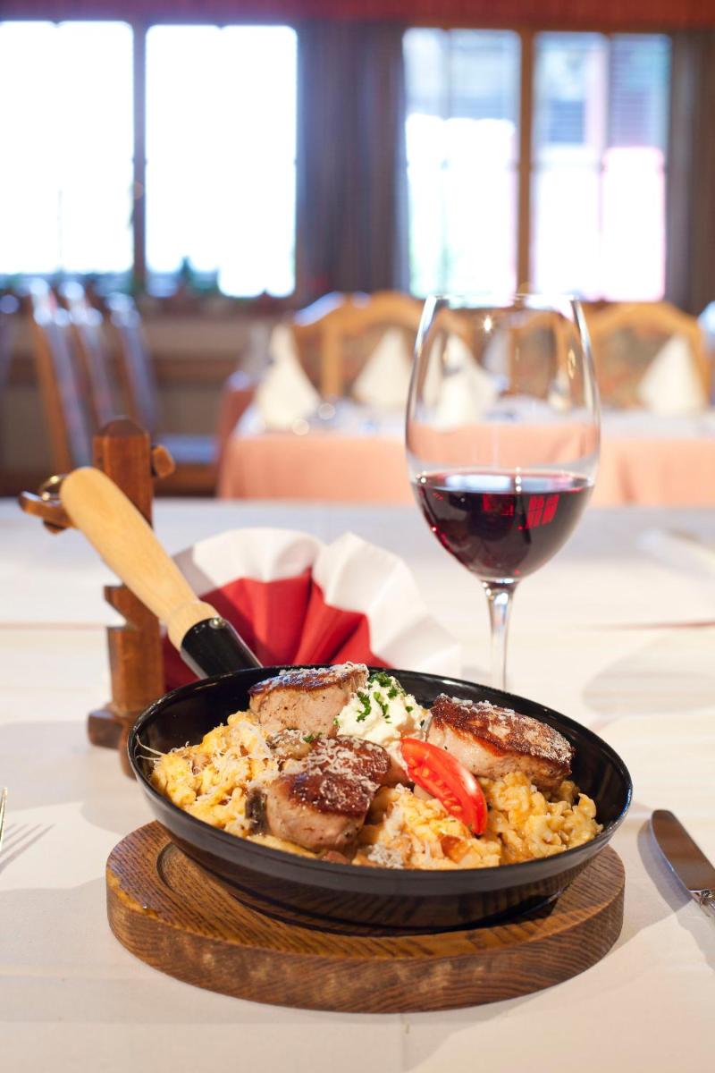 Hotel Flatscher - Housity