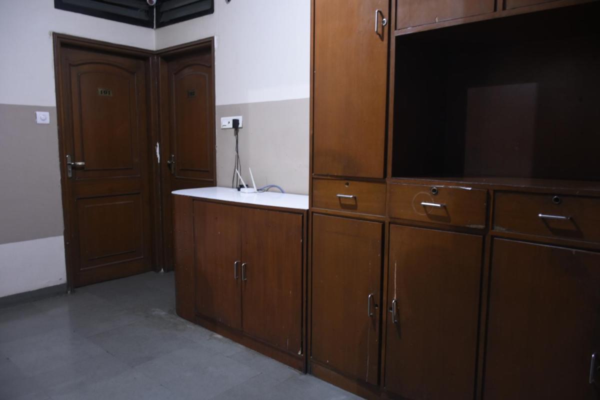 Hotel Satyam- Near Mahakal Temple, Ujjain - Housity