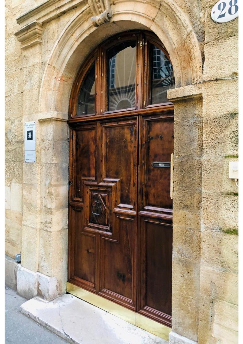 Façade ou entrée de l'établissement Hôtel Particulier Le 28 - Spa & Art Luxury Design by Alain Ducasse
