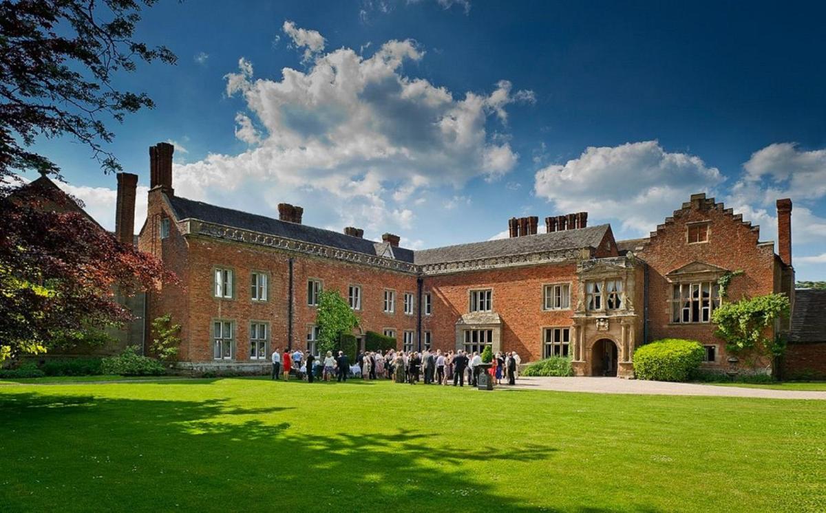 Grafton Manor Hotel - Housity