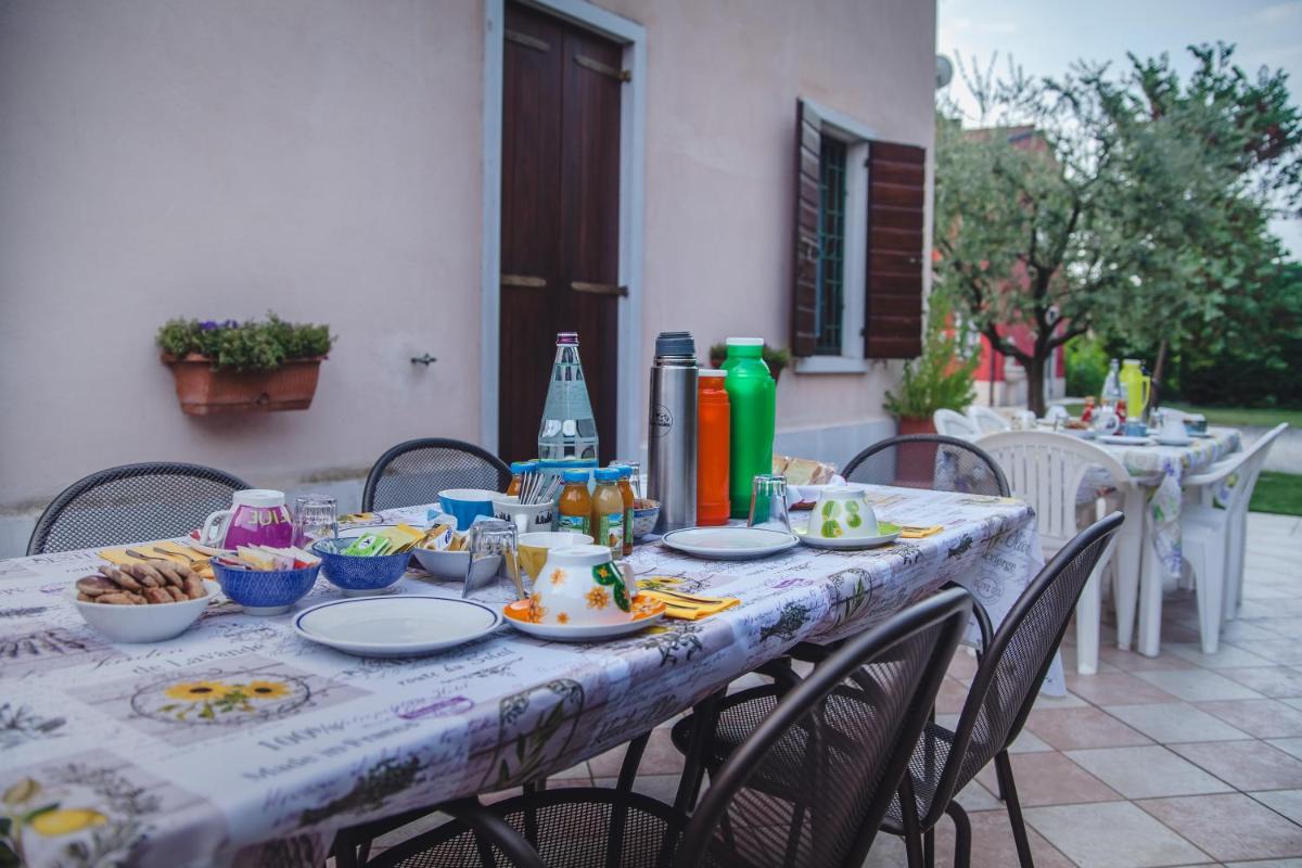 B&B La Tamerice - Housity