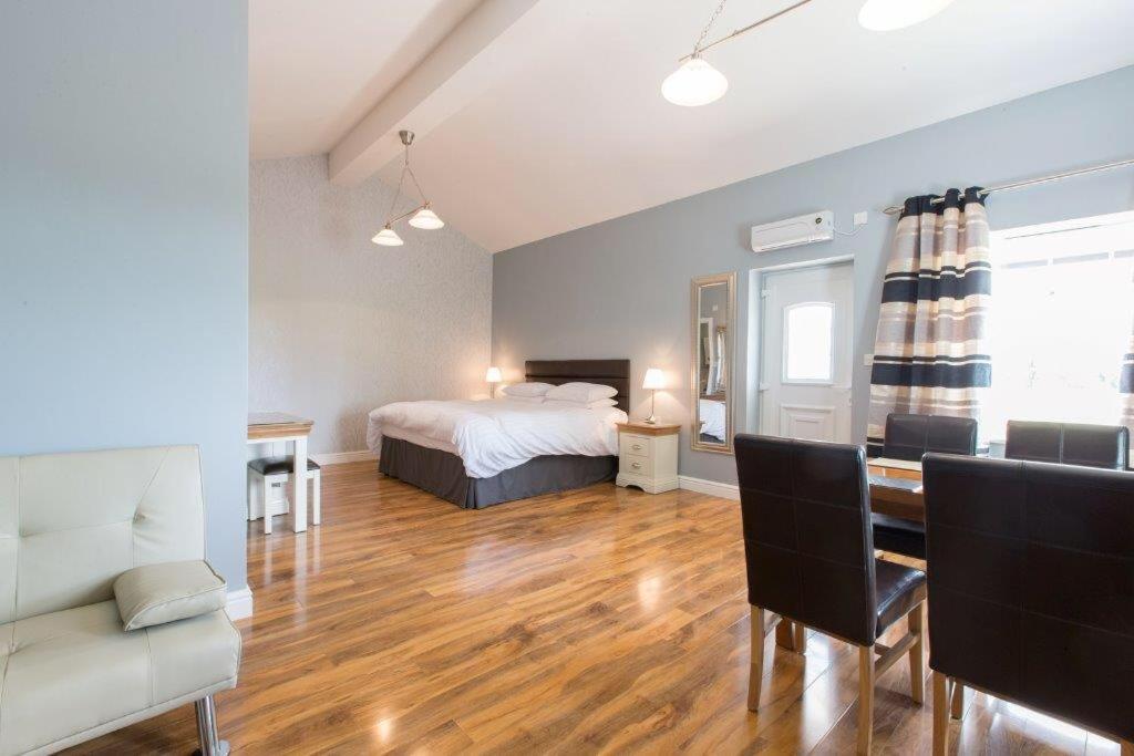 Silverstone Golf Club And Hotel - Housity