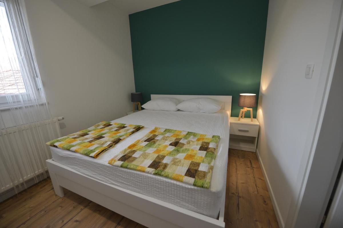 Villa Flower with Free Onsite Parking - Hizvo