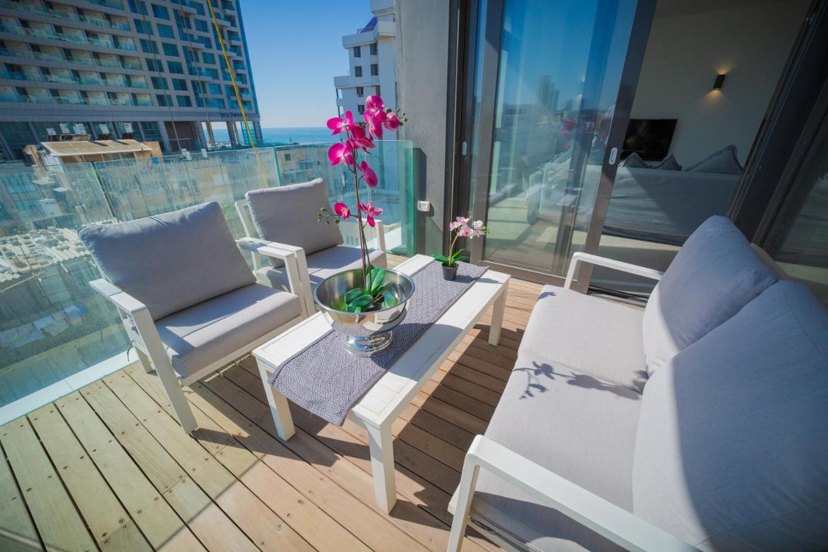 Suitetrails - PHENOMENAL&modern apartment with a sea view