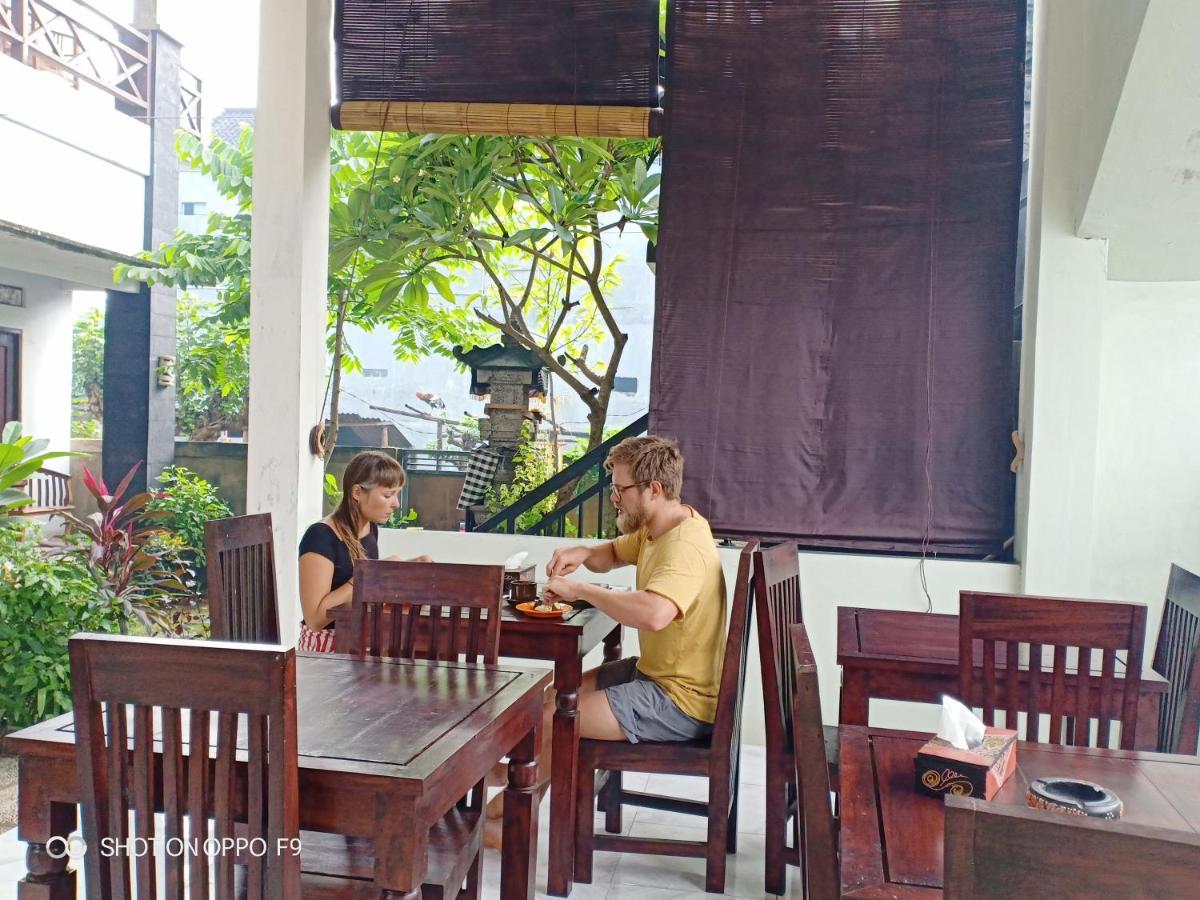 Tira Amed Homestay - Housity