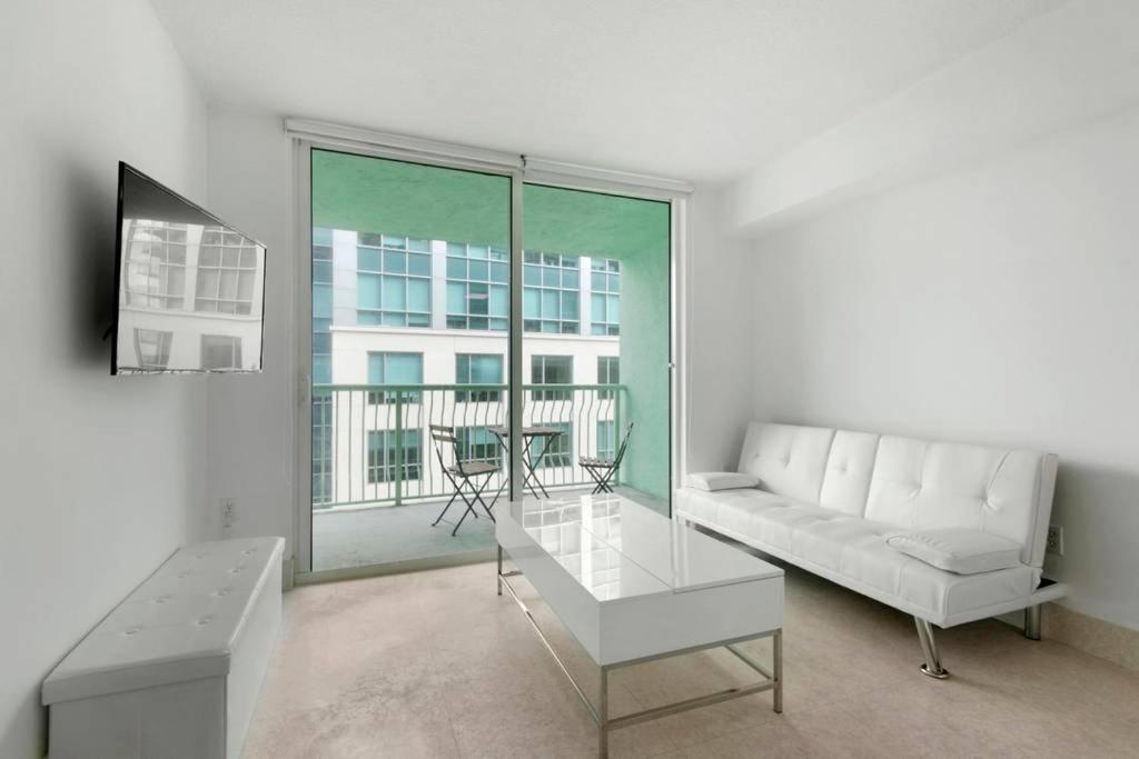 Suitetrails - Centric Modern, Stylish Brickell / Miami + FREE Parking