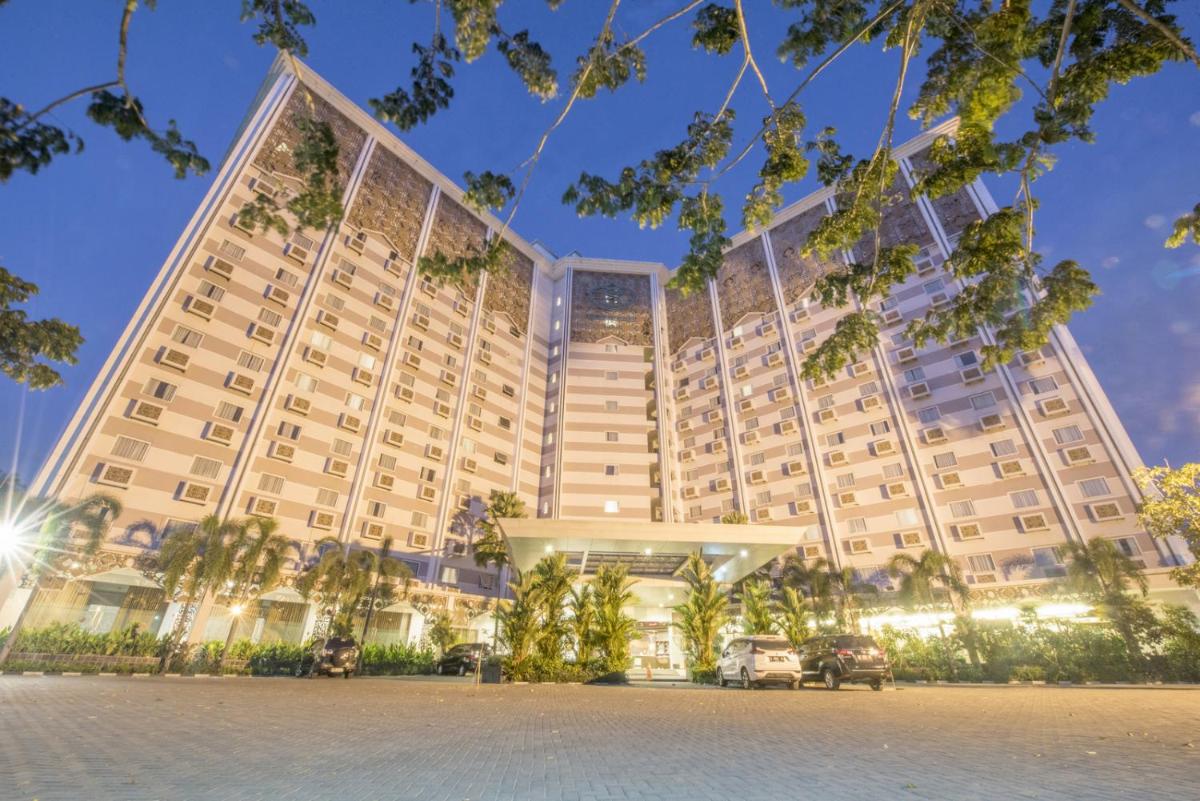 Lorin Syariah Solo Hotel - Housity