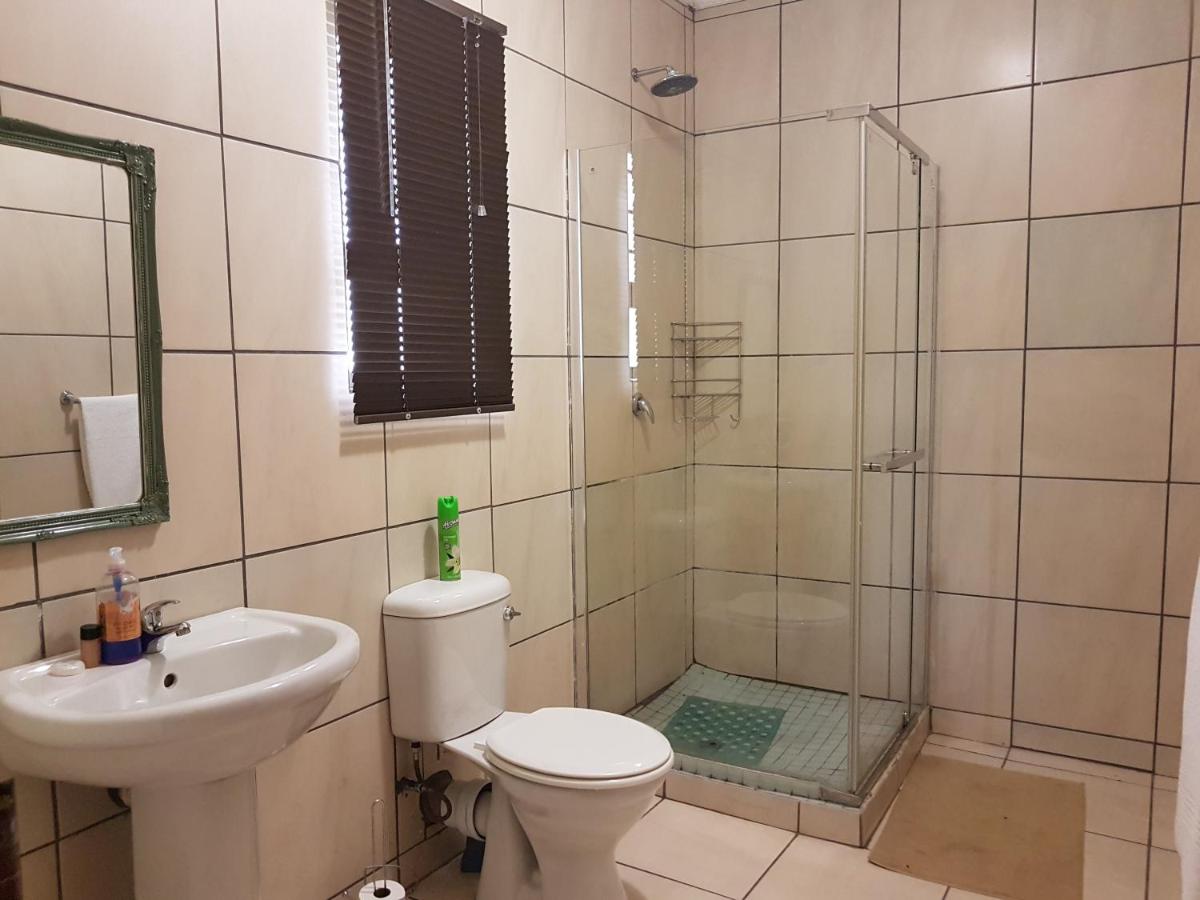 Sand River Cottages - Housity