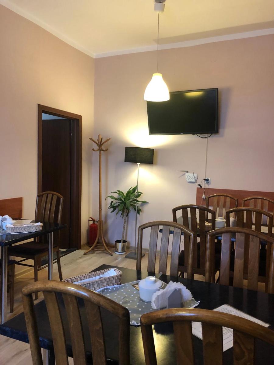 Hotel Haga - Housity