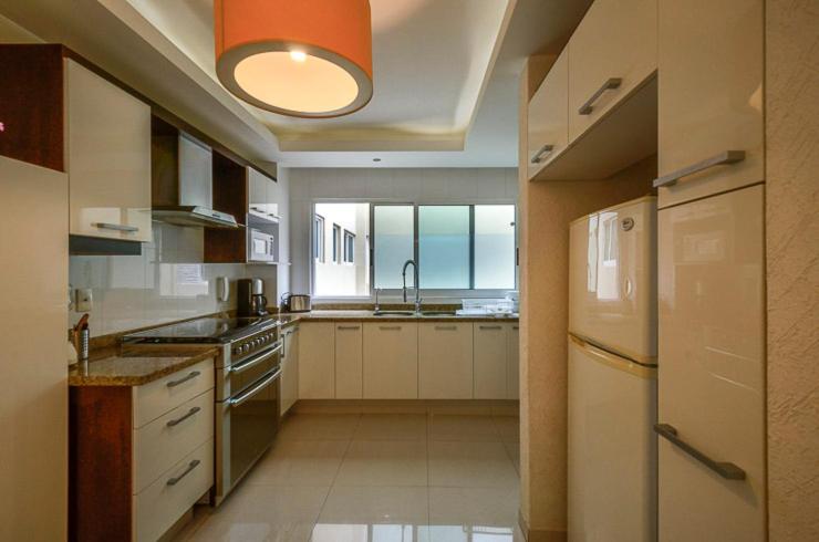 Coyoacan Florida Luxury apartment 4BR-4BA 2Parking - Housity