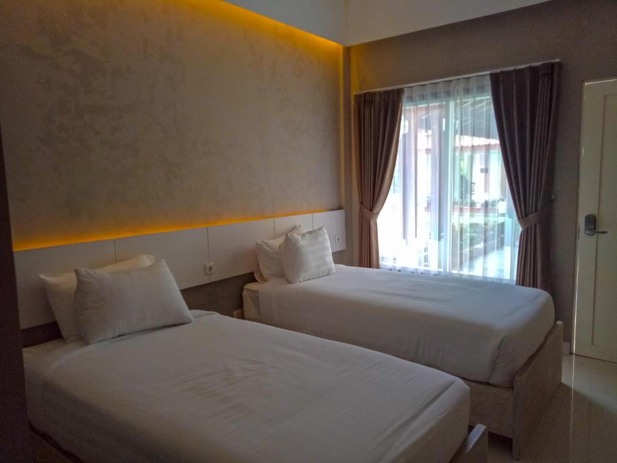 Suitetrails - Sinom Borobudur Heritage Hotel