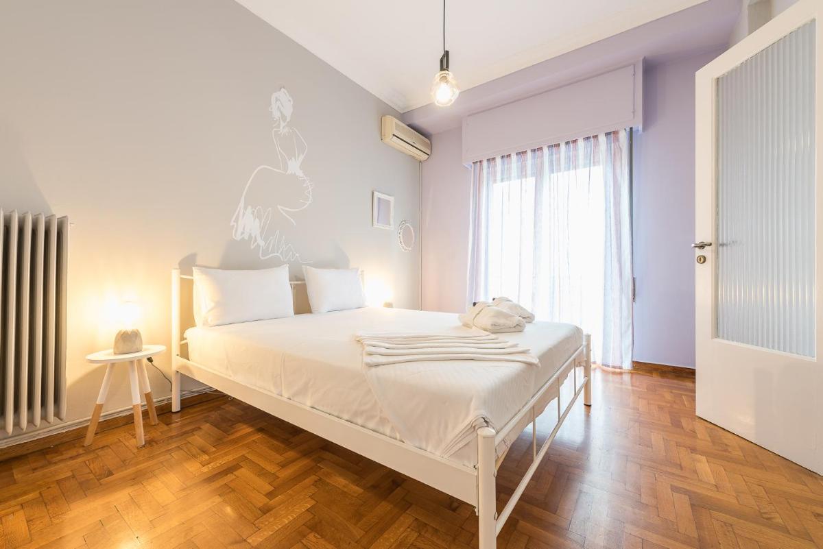 Athens Boutique Apartment by Cloudkeys - Housity