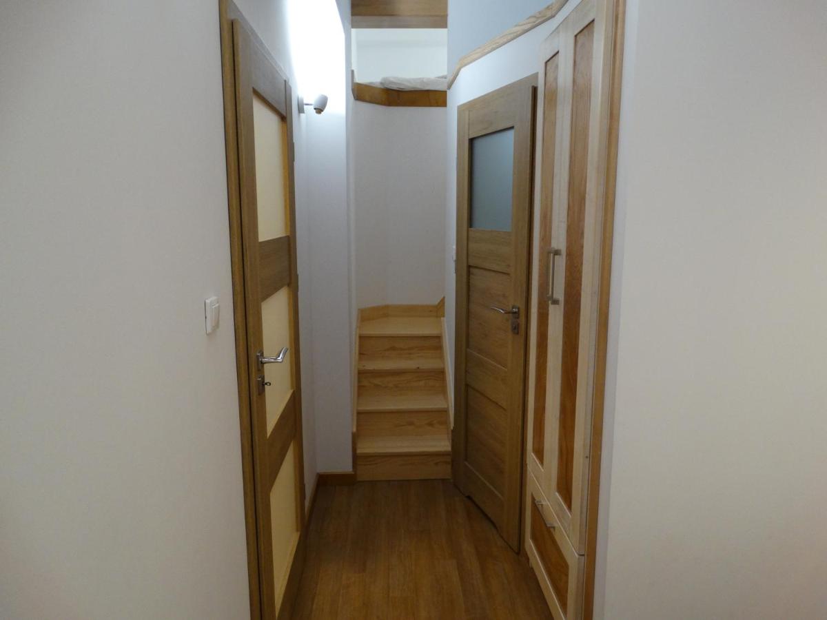 Apartamenty Pod Różami - Housity