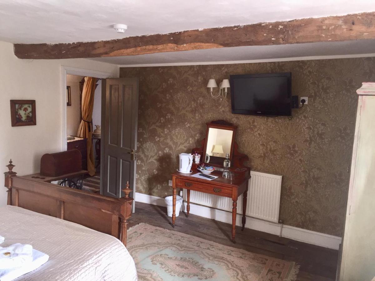The Three Tuns - Housity