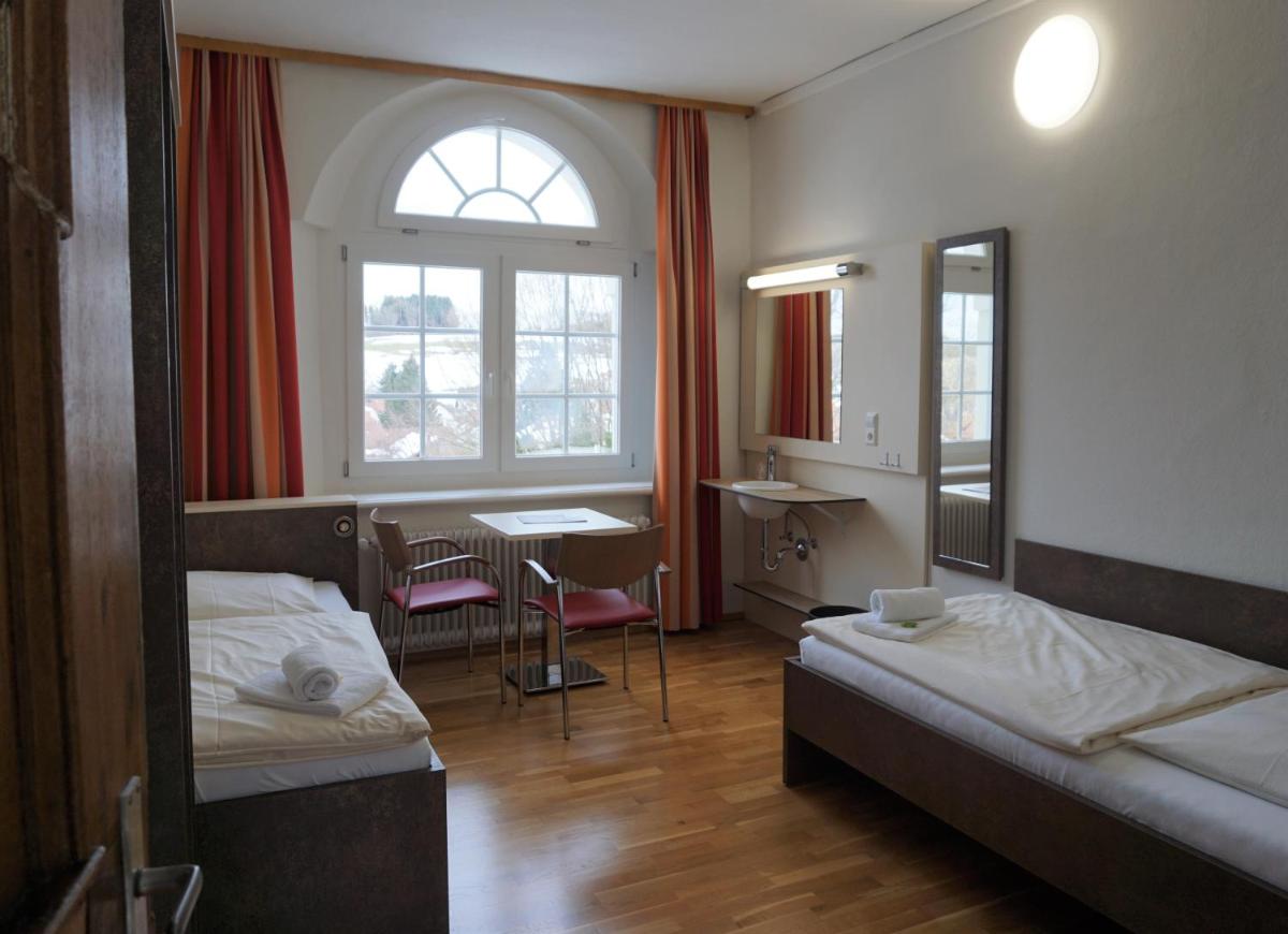 Jugendhaus St. Norbert - Housity