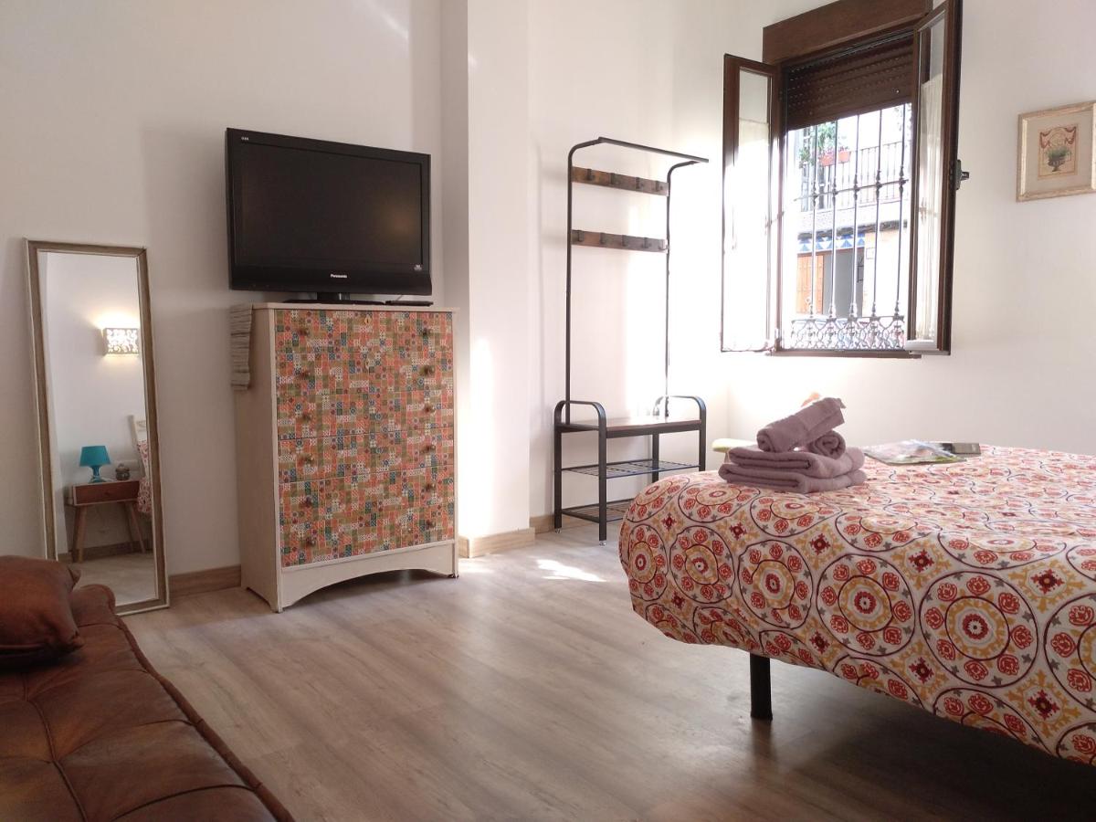 Suitetrails - Comfy Apartment Los Naranjos Triana