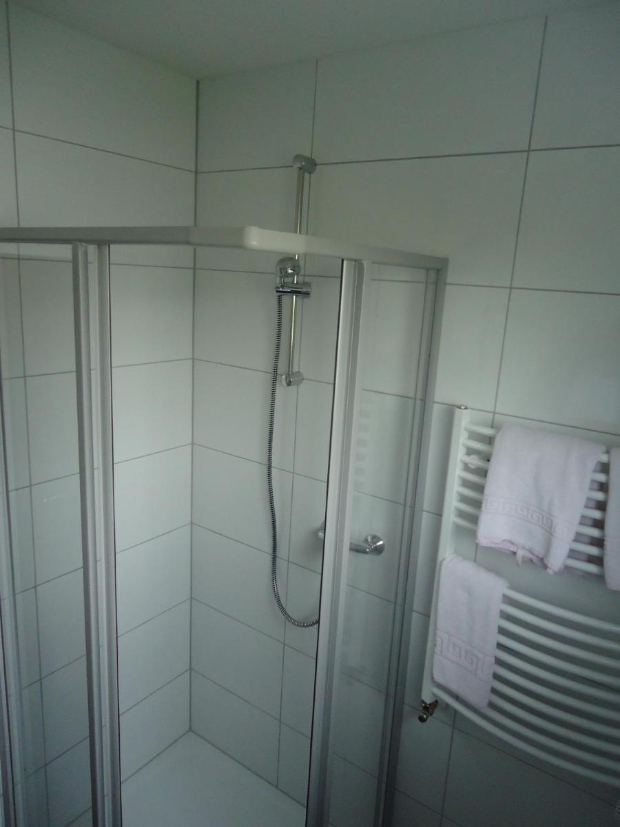 Centralhotel Ratingen - Housity