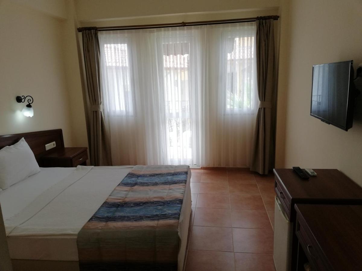Karbel Beach Hotel - Housity