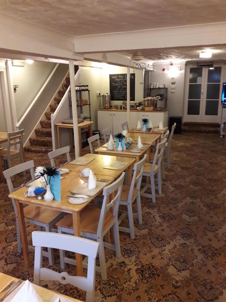 Dorset Hotel, Isle of Wight - Housity