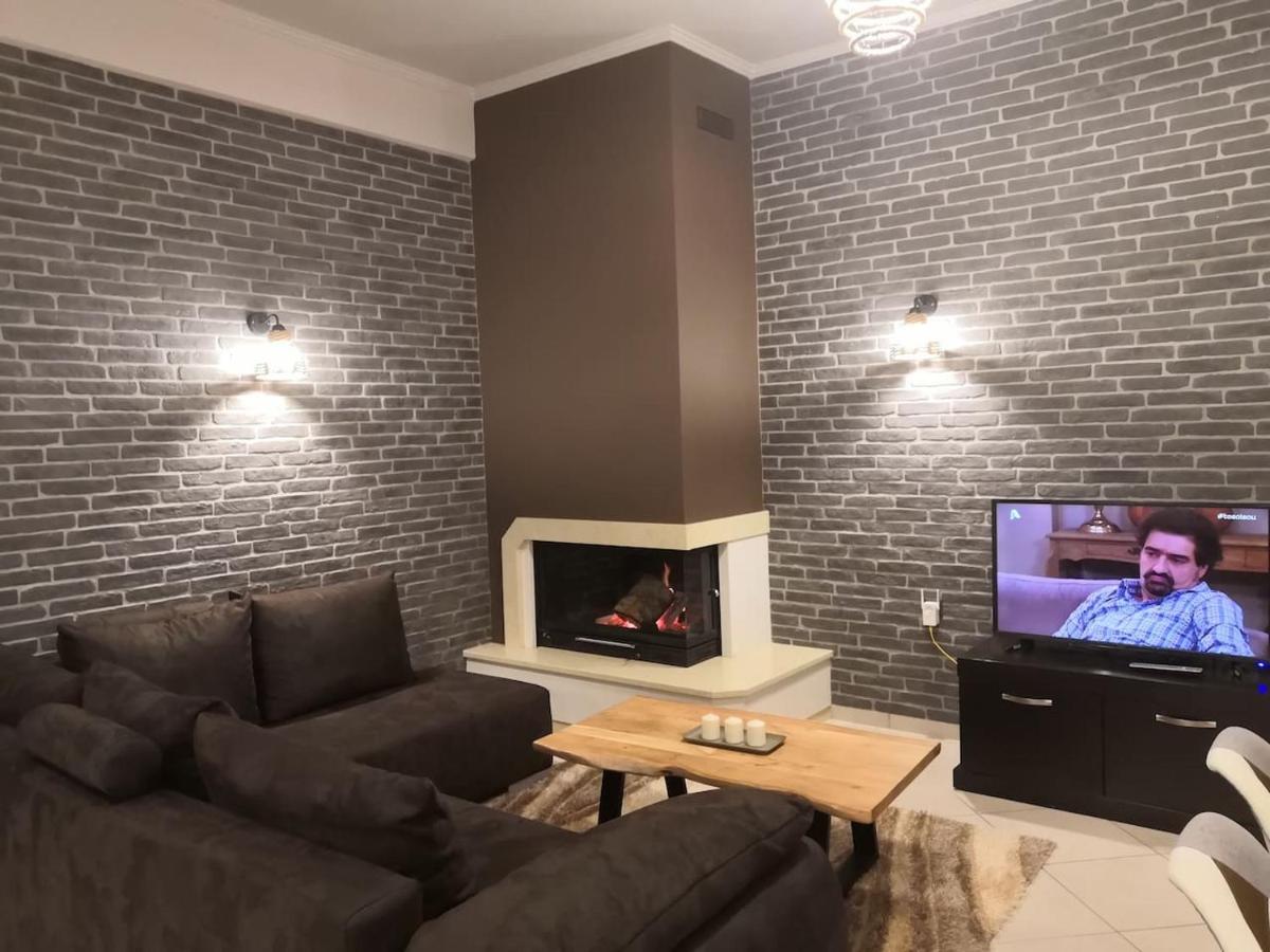 Gekas deluxe apartment - Housity