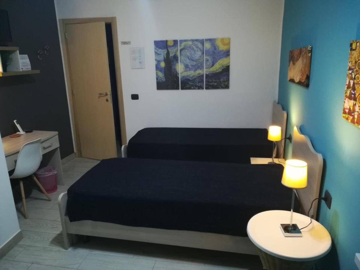 Piazza Castello - Housity