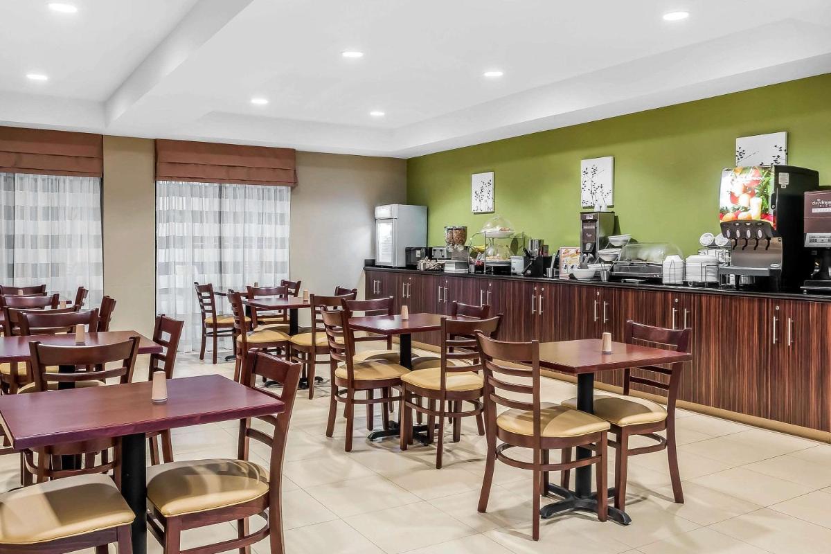 Sleep Inn & Suites Dothan North - Housity