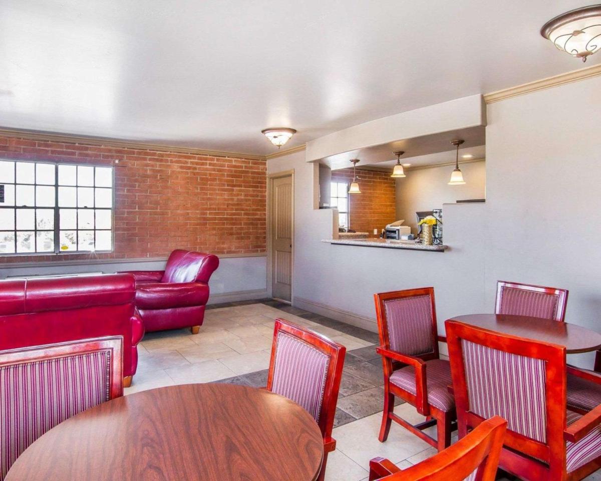 Rodeway Inn Prescott - Housity