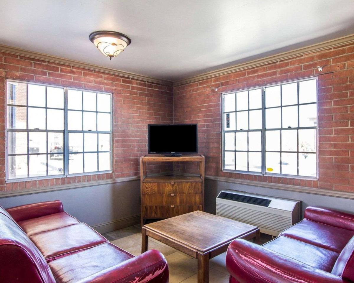 Rodeway Inn Prescott - Housity