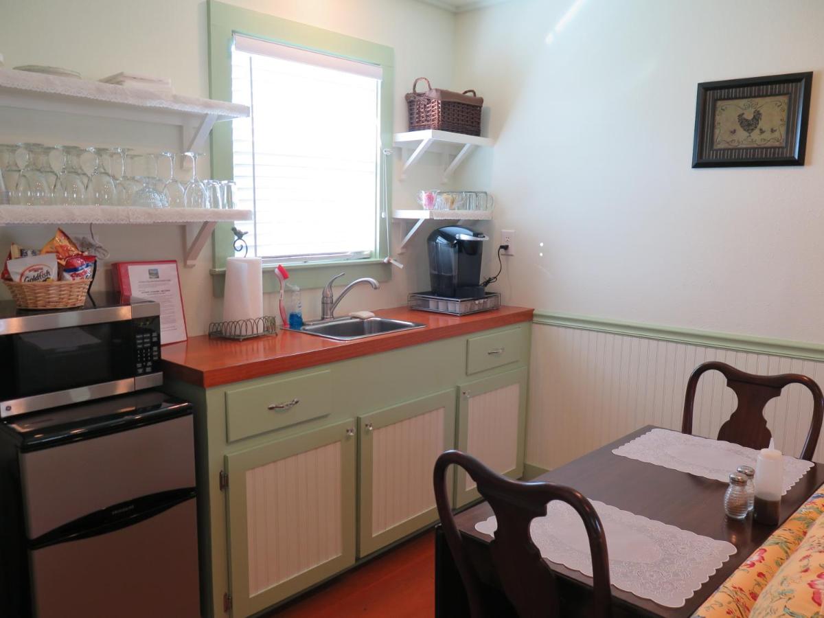 Yellow House B&B - Housity