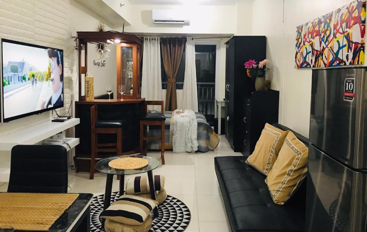 Hunaja's Home at Wind Residences TAGAYTAY - Housity
