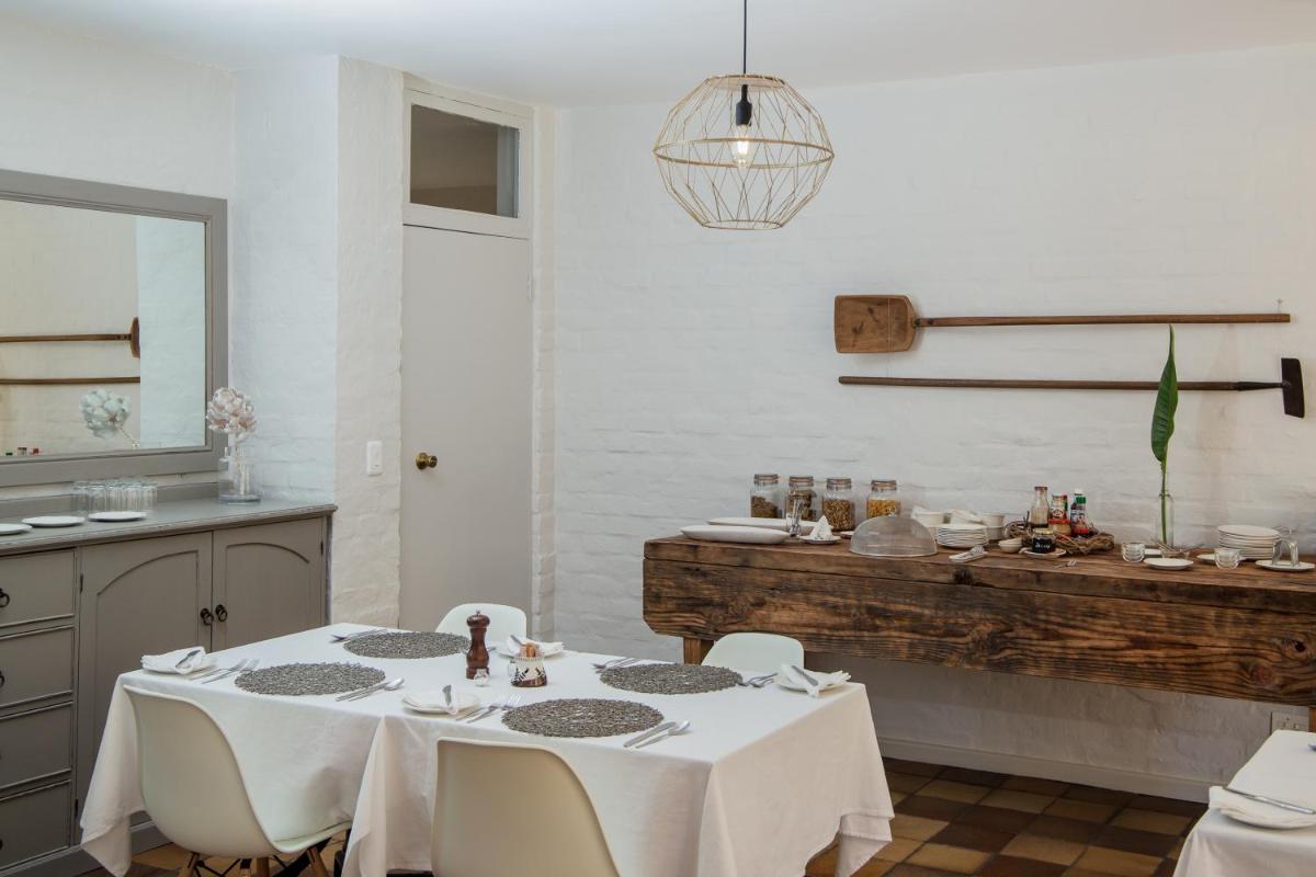 Raw Karoo Guest House - Housity
