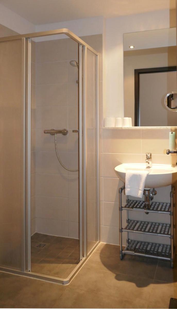 Hotel zwischen den Seen - Housity