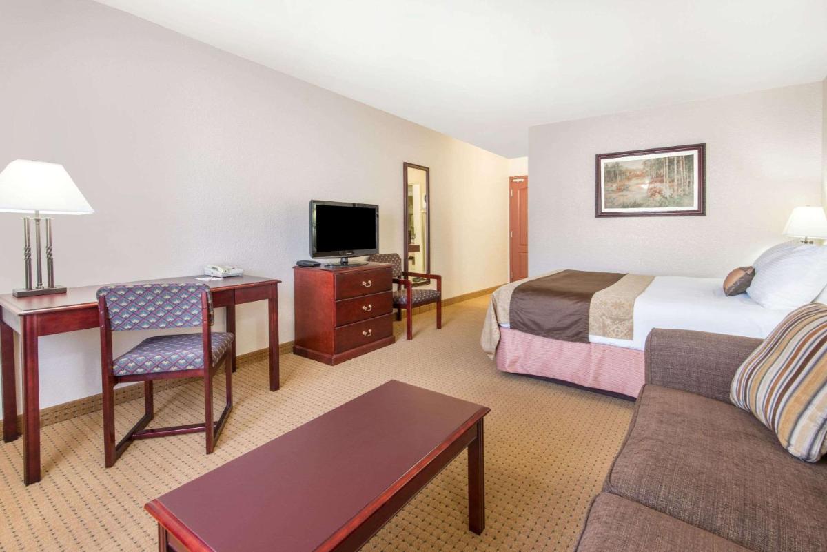 Gold Circle Inn - Hizvo