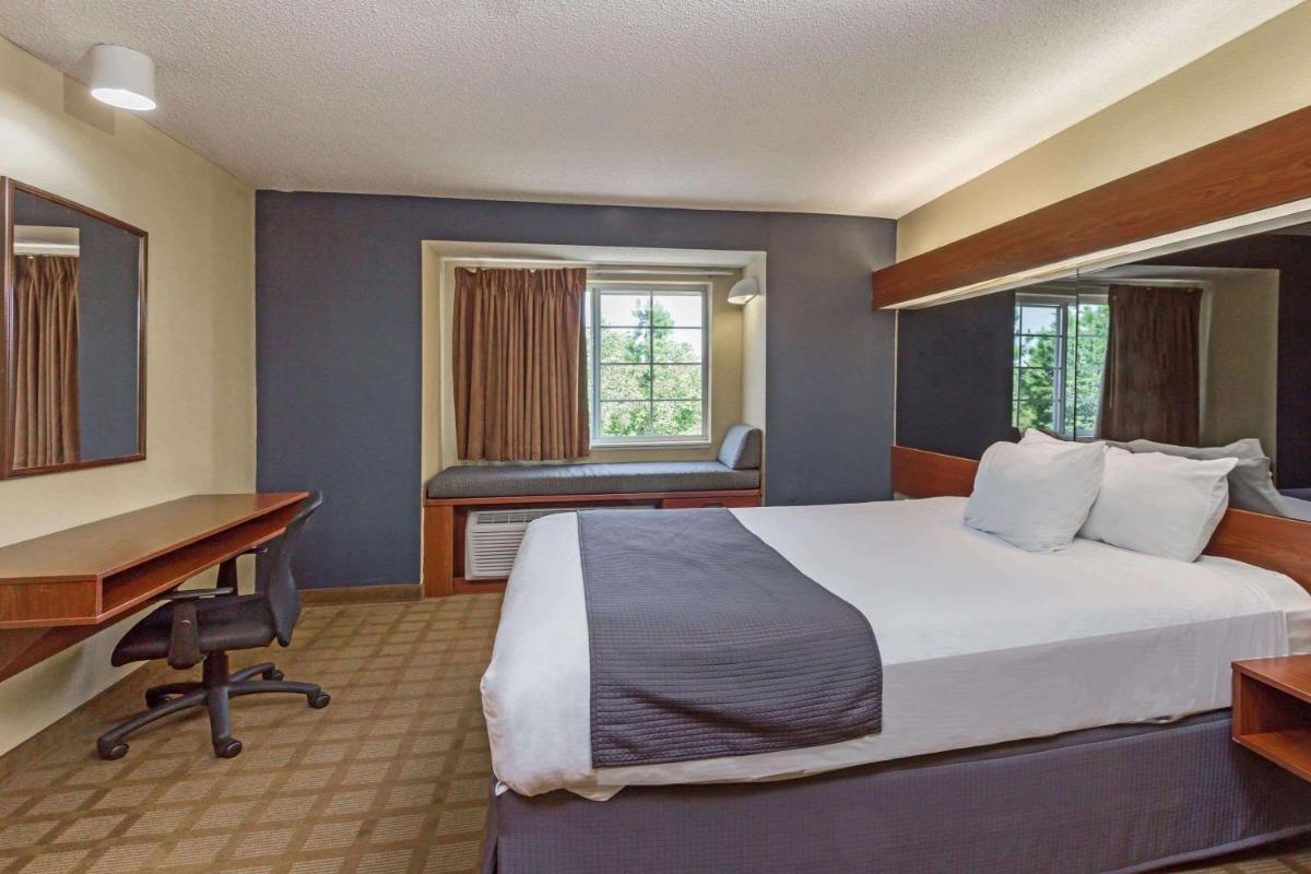 Microtel Inn & Suites by Wyndham Hillsborough - Housity