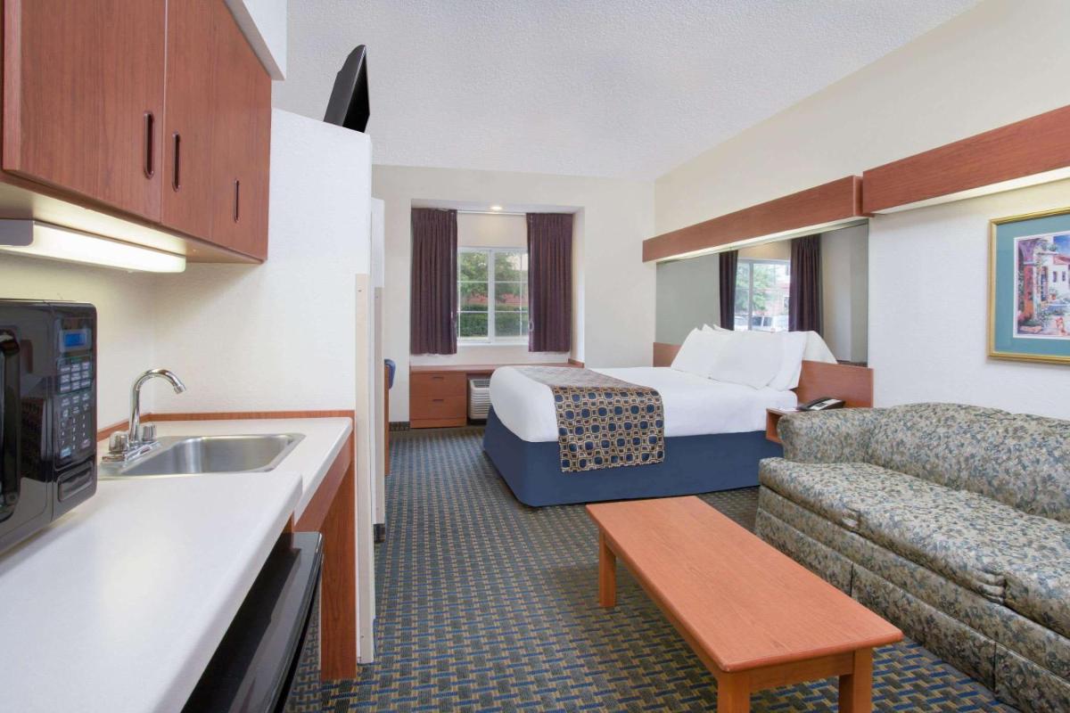 Microtel Inn & Suites Leesburg - Housity