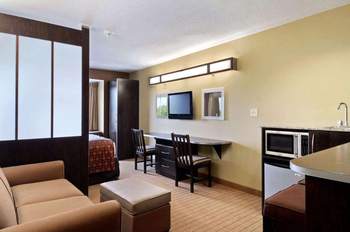 Microtel Inn & Suites by Wyndham Marietta - Housity