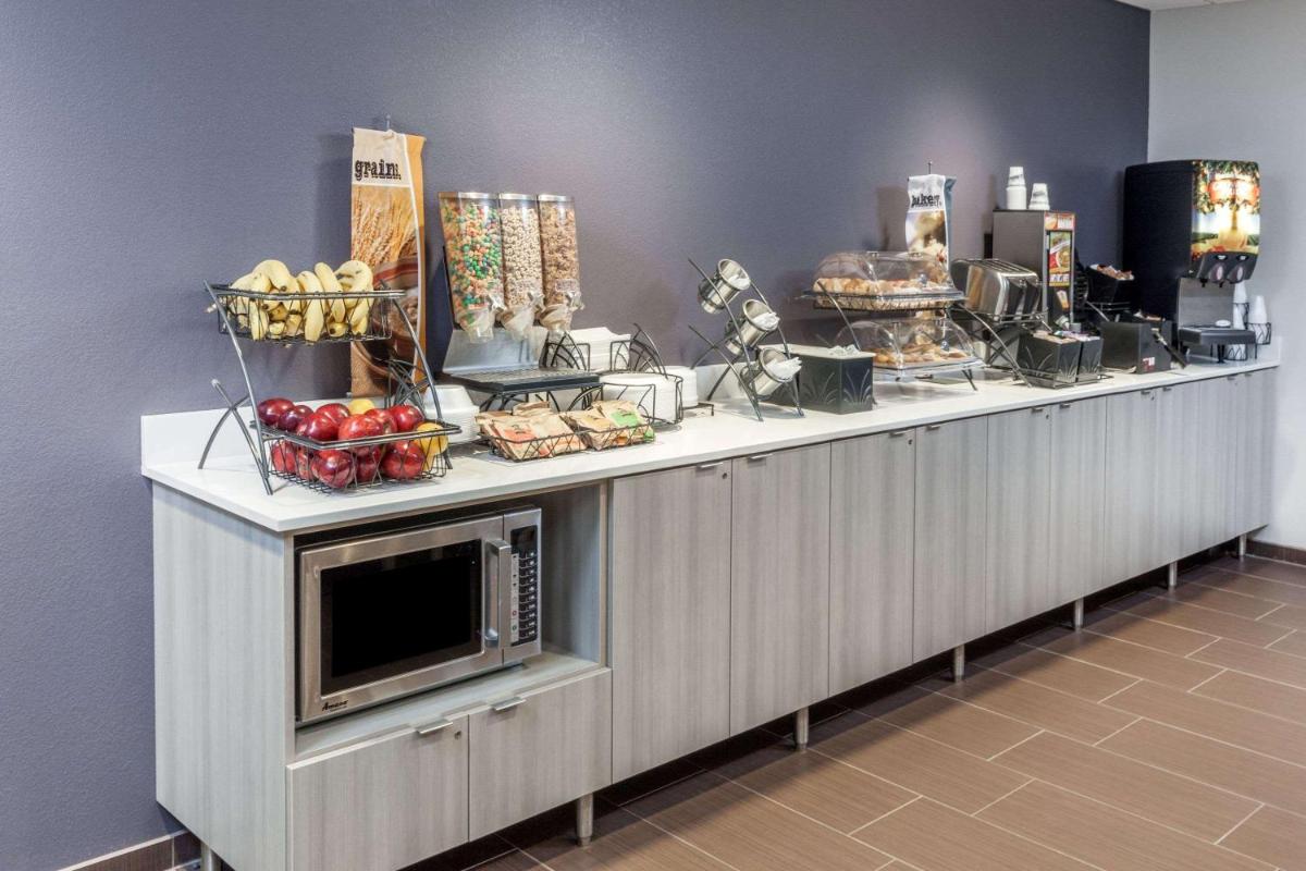Microtel Inn & Suites by Wyndham West Fargo Near Medical Center - Housity