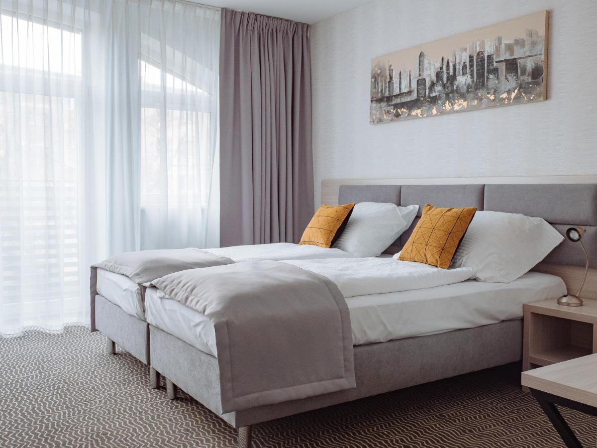 Hotel Chrobrego9 - Hizvo