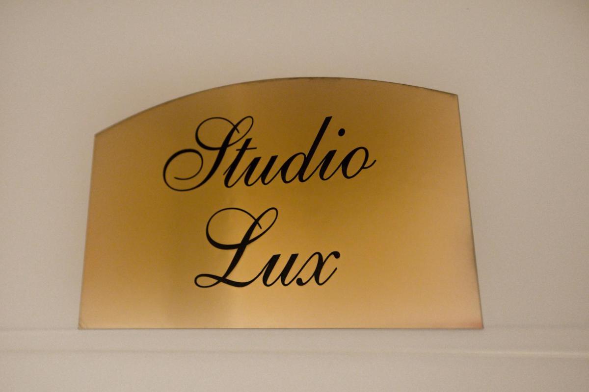 Apartment Exclusive and Studio - Housity