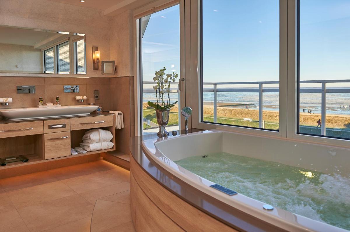 Ein Badezimmer in der Unterkunft Badhotel Sternhagen