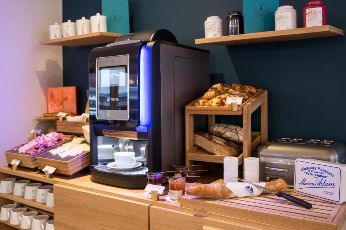 Nourriture dans l'hôtel ou à proximité