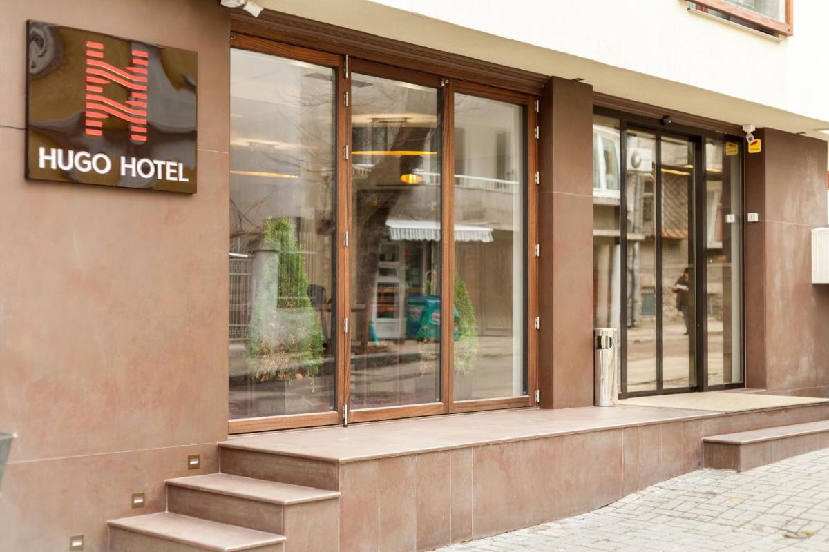 Hugo Hotel - Housity