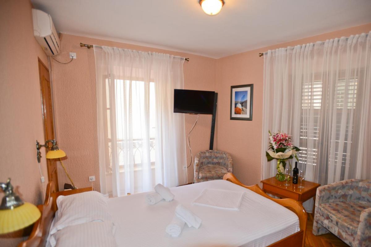 Hotel Marija - Housity