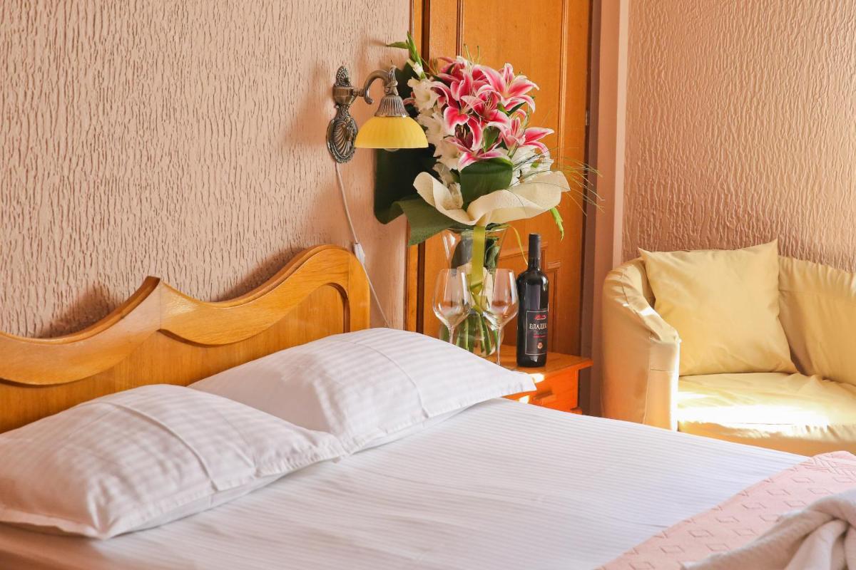 Hotel Marija - Housity